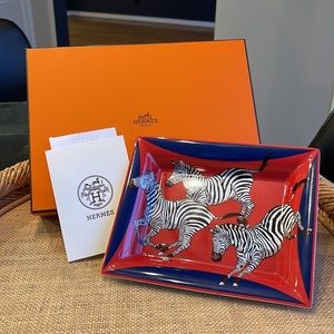 Hermès porcelaine change tray (pattern: les zebres)